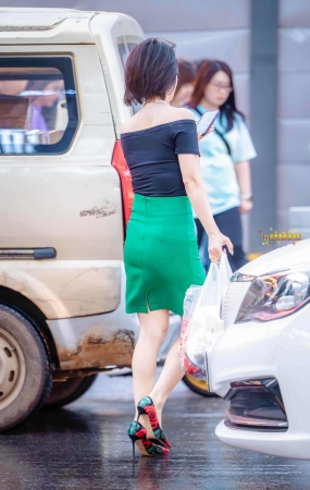 绿色职业裙