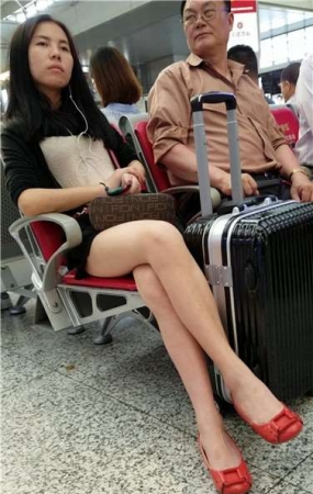 4k超清，性感光滑大长腿女神，眼睛会放电