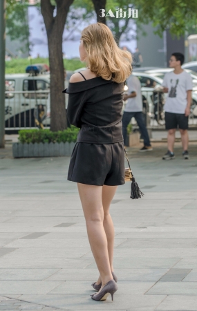 性感吊带裸腿美女-11P