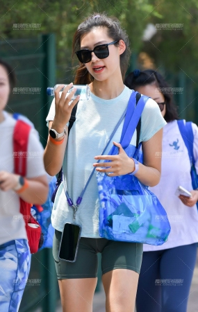 骑行瑜伽裤美女