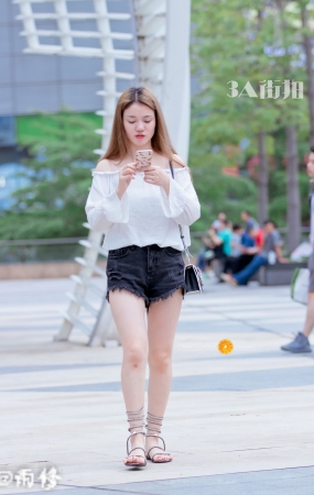 清纯热裤MM-14P
