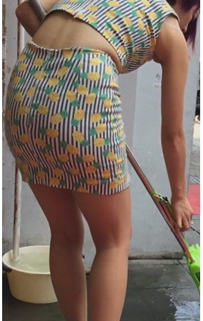 短发老板娘