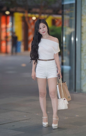 简约白色系