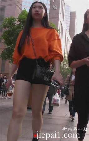 街拍超短黑色热裤美腿甜美小清新美女 [2.93 GB]