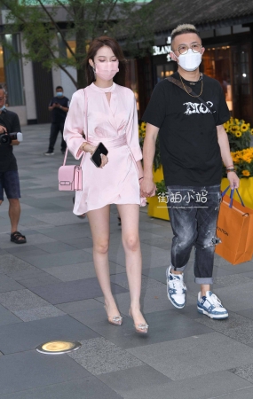 极品大长腿美女