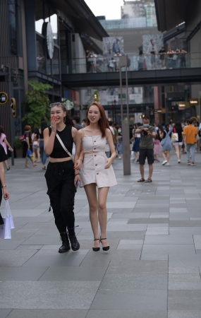 20711-20+24/美腿小姐姐