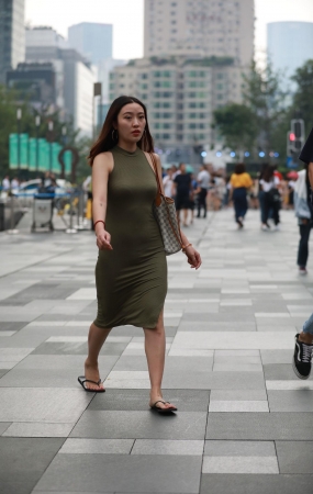 贴身的连衣裙