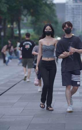 令人羡慕的帅哥美女