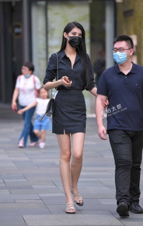 高桃黑裙大长腿图片+视频 21-07-29-124P
