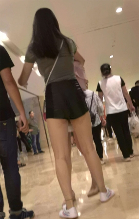 丰臀性感紧身高腰热裤熟女姐姐