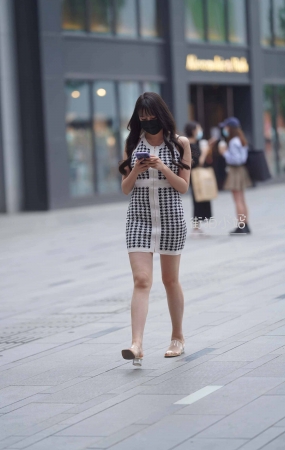 长腿美女
