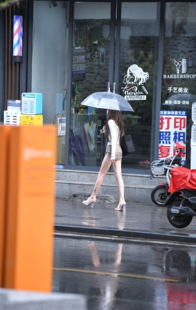 包臀裙大长腿
