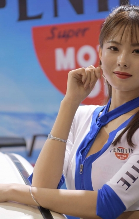 这妹妹，看着令人疼爱她