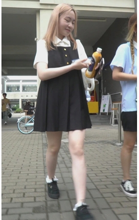 黑裙美女
