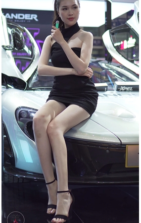 气质女模