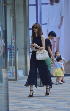 杂图美女一组-10P
