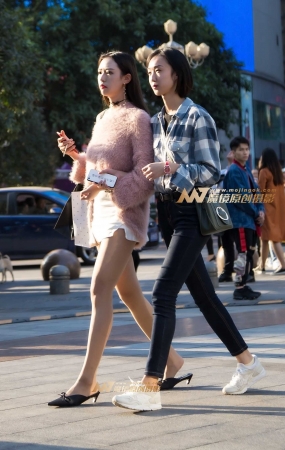 长腿姐妹花