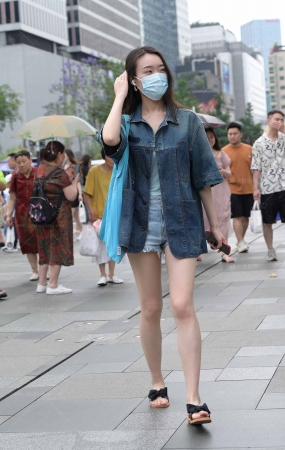 调皮捣蛋的女人240121-1-30 15P