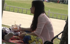 4k-粉色衬衫连衣裙高跟鞋美女少妇