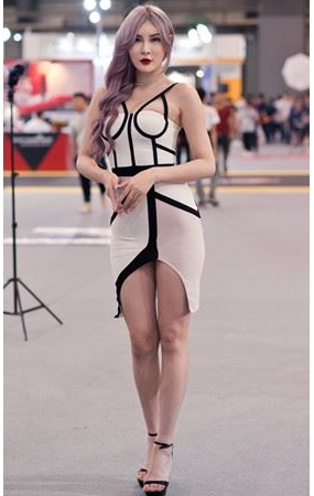 白色连体包臀裙美女(43P)