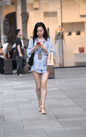衬衫美女