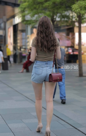 大长腿姐姐