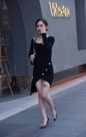 黑裙美女