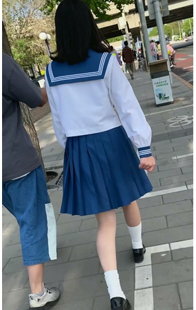 水手服小妹