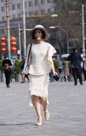 时尚气质高跟美女