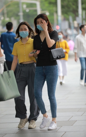 丰满蓝牛小妹