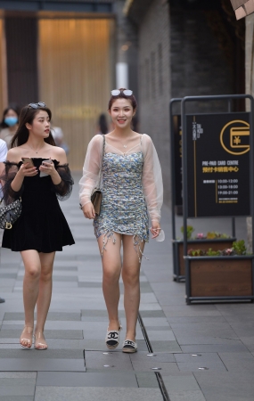 20613-13+35/美女俩闺蜜