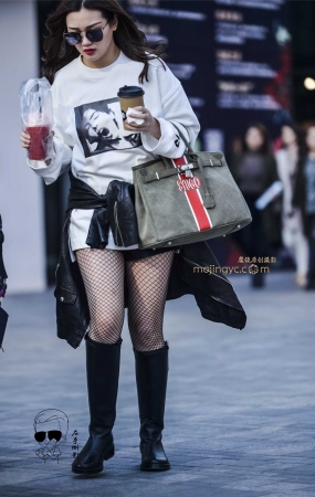 高靴网眼黑丝袜显魅力{2017-3-3-11p}