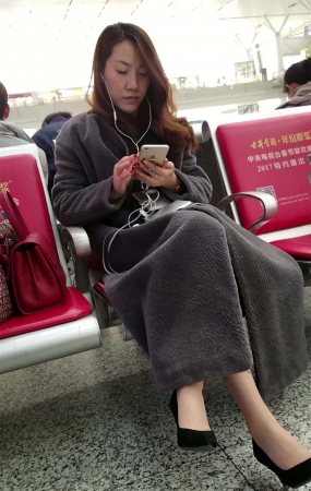 候车室火车站性感高跟鞋女神御姐美女
