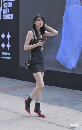 吊带牛仔裤高跟短靴 22-04-28-174