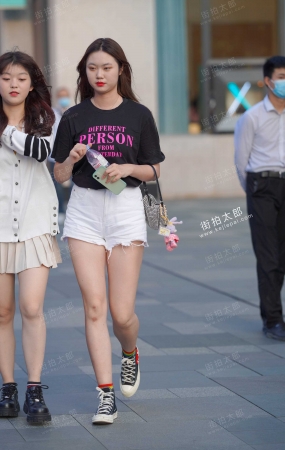 210508-13 30p