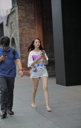 长腿美眉