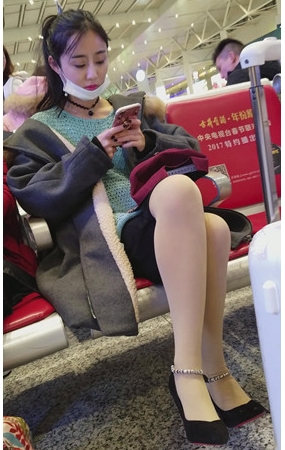 漂亮的肉丝小姐姐
