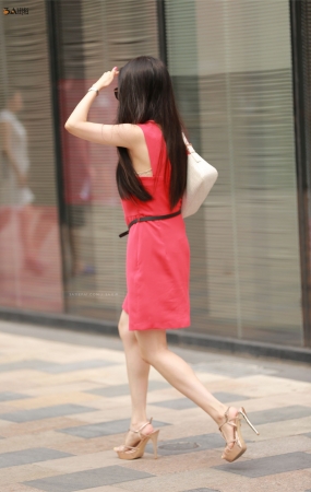 街拍美女一组-10P