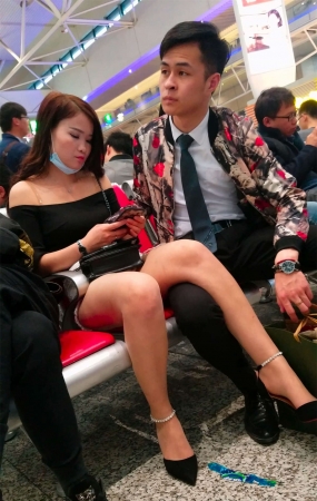 性感白皙美腿美女