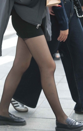 街拍黑丝妹子-14P