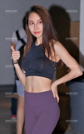 健身瑜伽裤美女