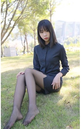 黑丝小姐姐【套图+视频】