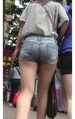 灰牛热裤