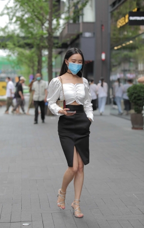 气质绝佳的小姐姐
