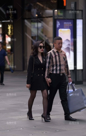 嘿丝高跟s妇