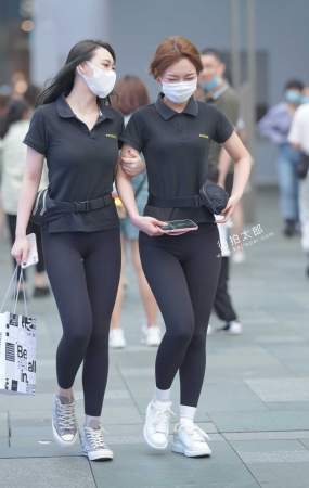 210521-3  50p