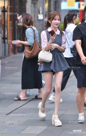 裙装长筒袜大长腿+视频 24-05-17-71