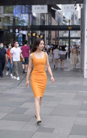 靓丽的黄色群美女