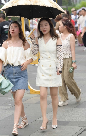 23711-21=58√韵味肉丝高跟少妇 12P
