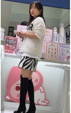 黑靴美女